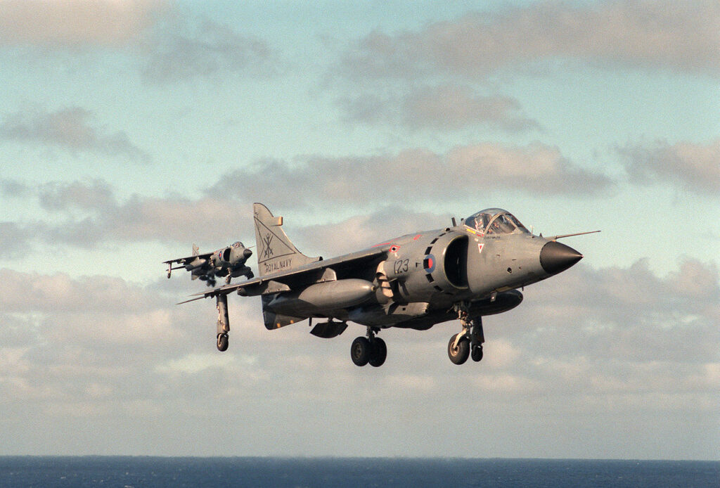 PURCHE’ SIA VTOL... 1 01 Sea Harrier